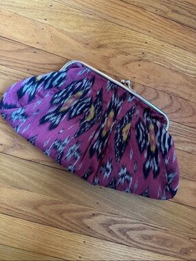 JadeTribe Indo Clutch Pink